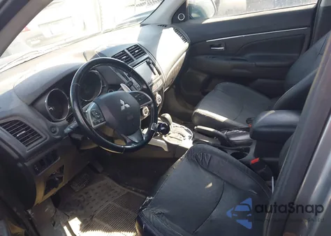 2014 Mitsubishi Outlander Sport Se z USA, uszkodzony, nr VIN 4A4AP4AU9EE025250